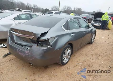 2015 Nissan Altima 2.5 Sv z USA, uszkodzony, nr VIN 1N4AL3AP7FC287813